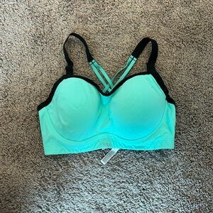 Victoria’s Secret VS sport sports bra 36D
